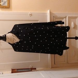Old Navy black and white polka dot shirt Sz XXL